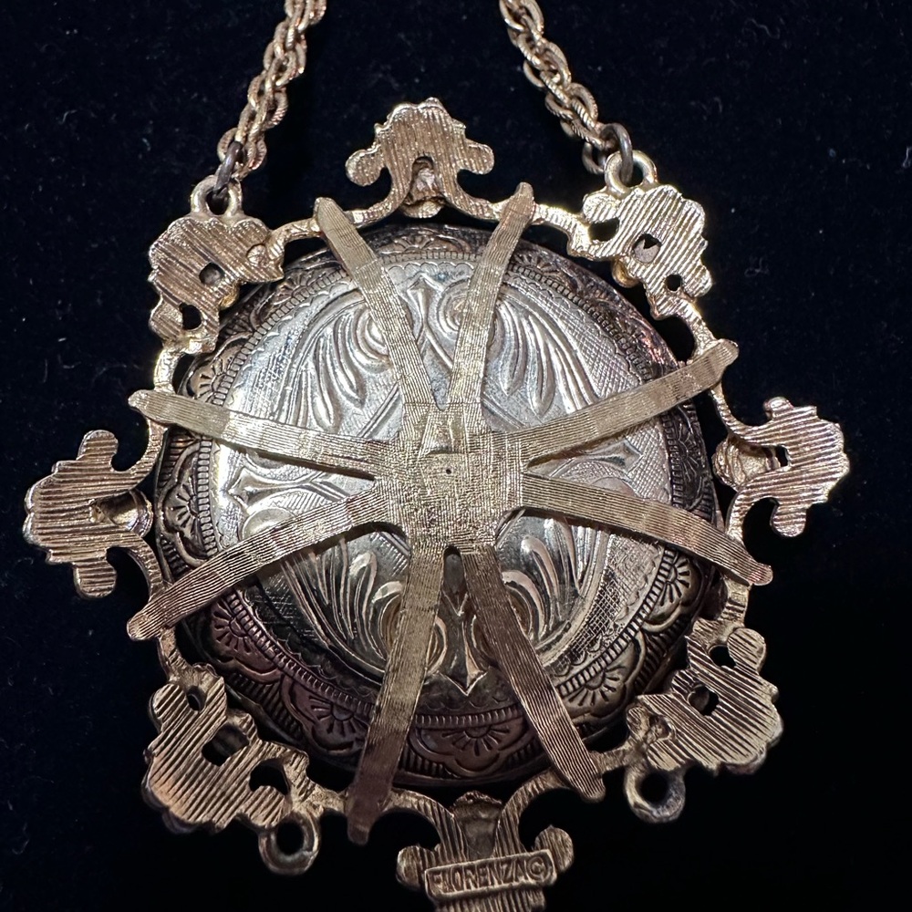 3- FLORENZA Vtge. FILIGREE XL slide LOCKET VICTORIAN REVIVAL SIGNED 24” chain - Picture 6 of 14